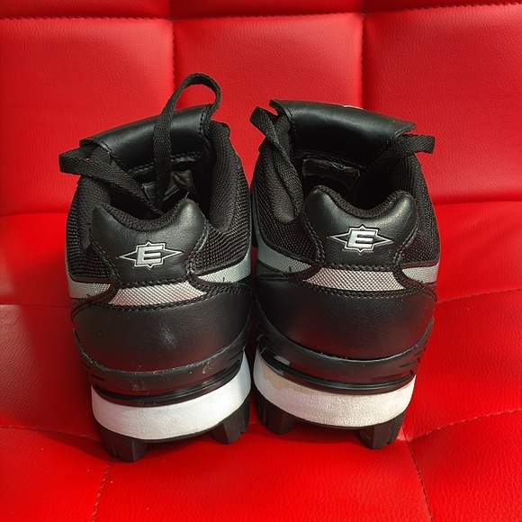 🔥⚽️🥅 cleats- size : 9 - Picture 4 of 7